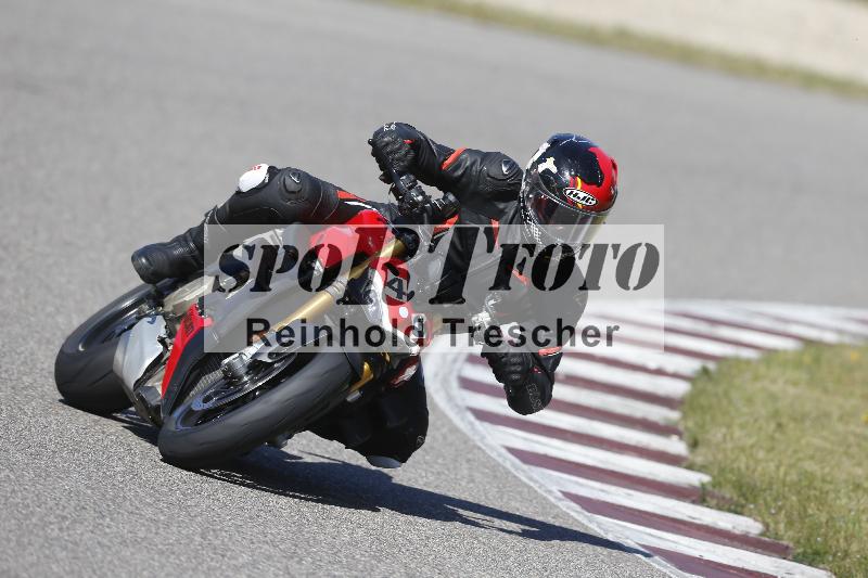 /06 08.04.2026 Cornu Master School ADR/Gruppe blau/40